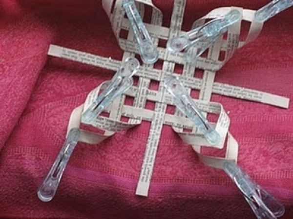 자신의 손으로 종이 - 다이어그램과 사진을 단계별로 사용하여 2017 년 새해의 아름다운 눈송이. 종이 접기 기술에 큰 눈송이에 아이들을위한 마스터 클래스