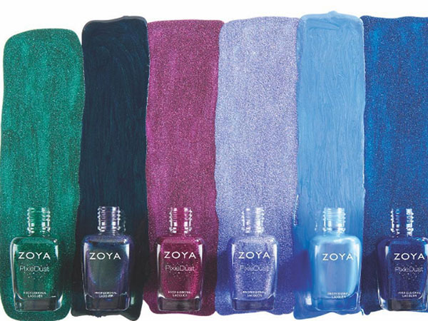 Zoya Enchanted 2016-2017의 바니쉬 축제 컬렉션에서 반짝이는 보석