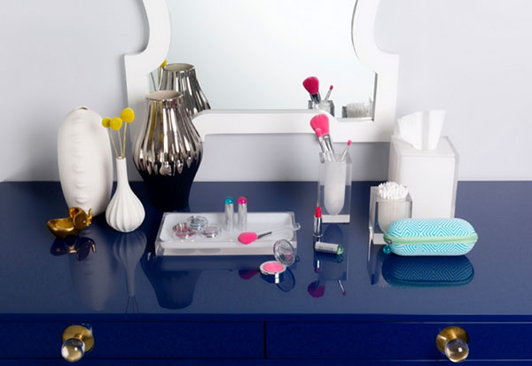 로즈, 푸른 색 및 크림 : Clinique + Jonathan Adler 2017 메이크업 컬렉션
