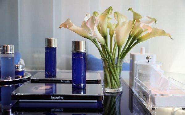 완벽한 비밀 : 라 프레리 (La Prairie)와 비시 (Vichy)