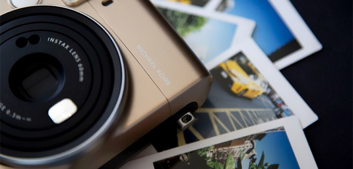 패션 카메라 : Michael Kors X Fijifilm Instax Mini 70