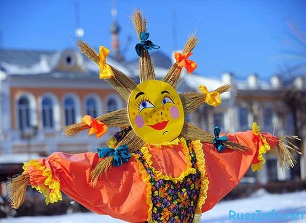 Maslenitsa-2016 : 주요 전통과 아름다운 축하