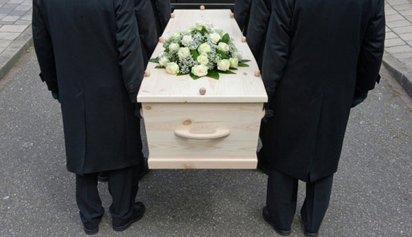 장례식에서의 징후 : 전혀하지 않을 것