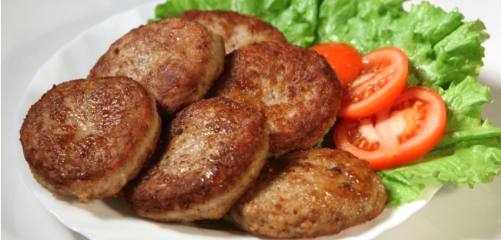 접시에 cutlets