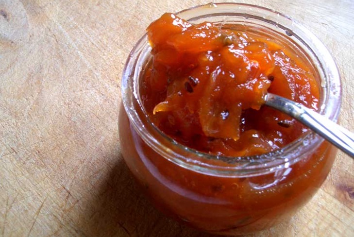cloudberry 잼을 끓이는 방법 : 사진이있는 요리법