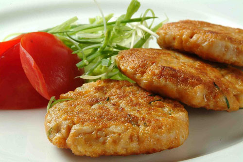치킨 cutlets : 튀김 수분이 많고 맛있는 요리