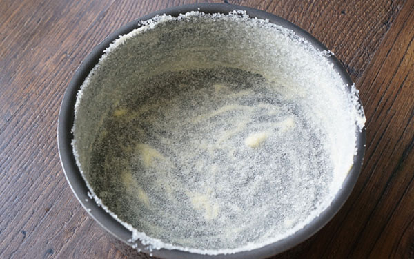 쿠키와 함께 절묘한 사과 샬롯의 요리법 사보 야디